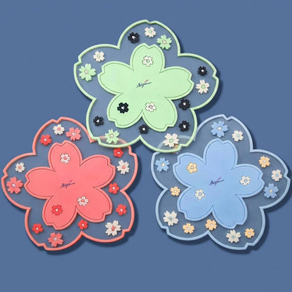 Signamio Silicone Mat for Kitchen - Star Shaped Heat Mats & Coasters for Dining Table for Hot Pots, Pack of 3 Trivet Mats, 1 Small, 1 Medium, 1 Large
