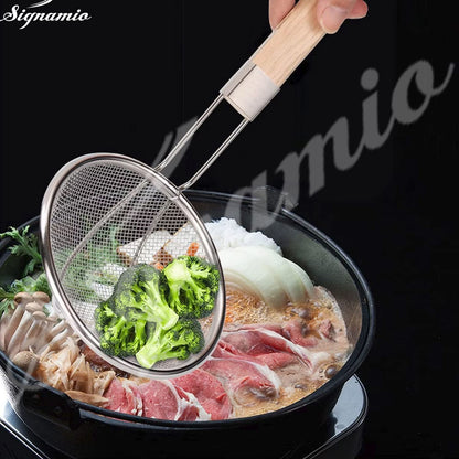 Signamio Diameter 18 cm Stainless Steel Deep Fry Net Spoon Oil Strainer for Kitchen - Frying Spoon for Puri & Poori Strainer Kitchen Utensil for Frying, Cooking & Straining Tool Wood Handle