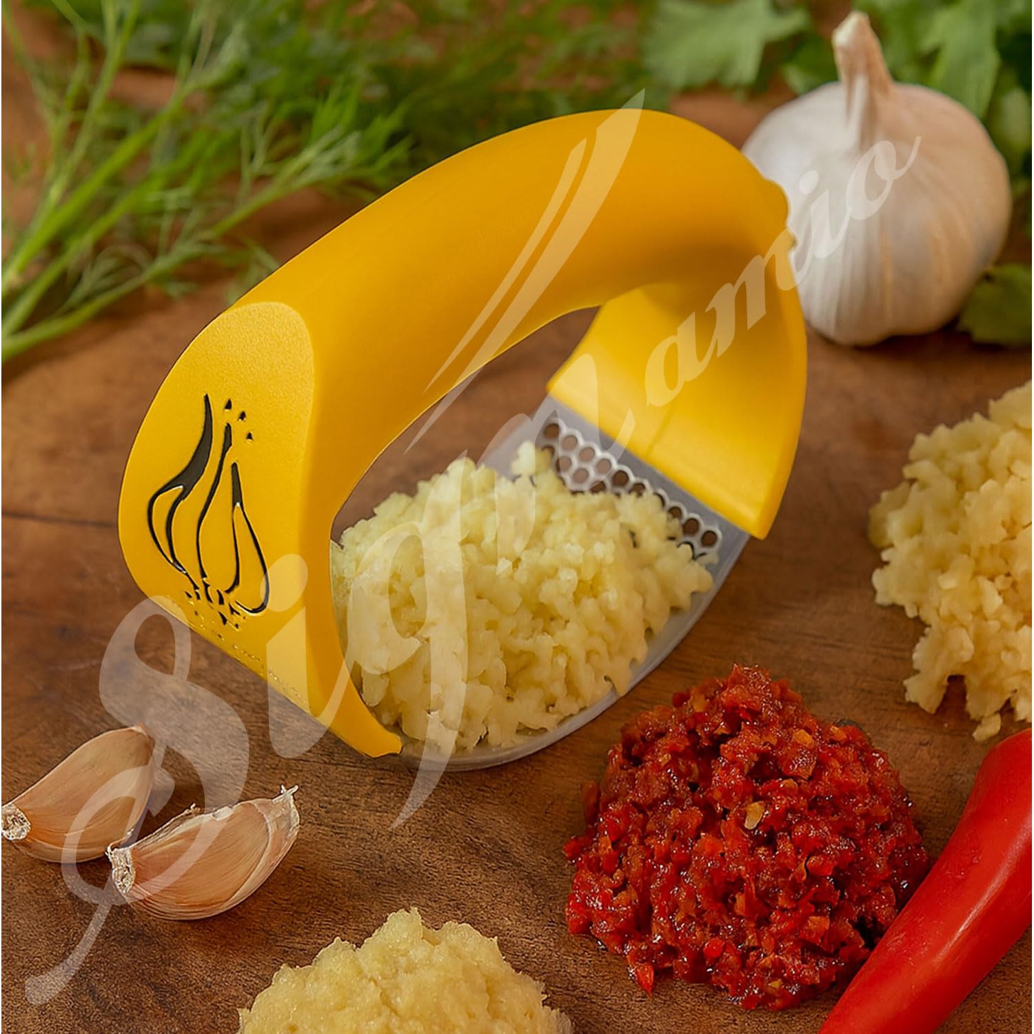 Signamio Garlic Peeler Tool - Versatile Garlic Crusher Mini Hand Press Chopper for Effortless Garlic Preparation, Durable and Easy to Clean Kitchen Essential - Yellow
